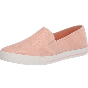Lauren Ralph Lauren’s NWOT Jinny Sneakers Pink Size 7.5